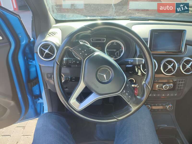 Хэтчбек Mercedes-Benz B-Class 2014 в Львове