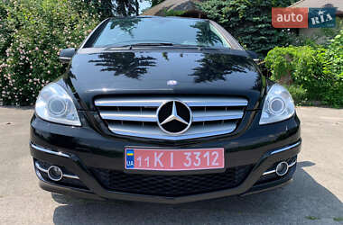 Хэтчбек Mercedes-Benz B-Class 2010 в 