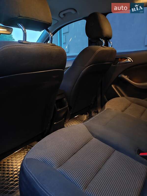 Хэтчбек Mercedes-Benz B-Class 2017 в Сумах