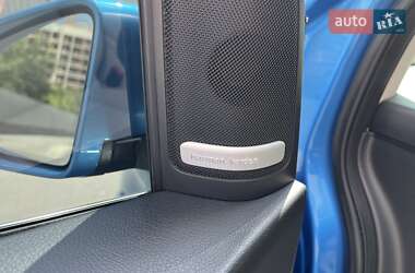 Хэтчбек Mercedes-Benz B-Class 2015 в 