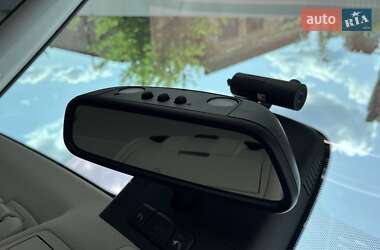 Хэтчбек Mercedes-Benz B-Class 2015 в 