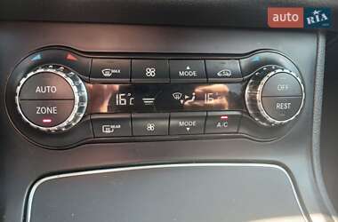 Хэтчбек Mercedes-Benz B-Class 2015 в 