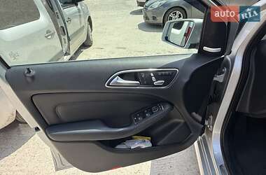Хэтчбек Mercedes-Benz B-Class 2015 в 