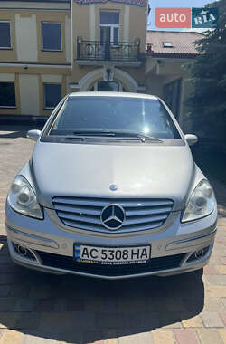 Хэтчбек Mercedes-Benz B-Class 2008 в 