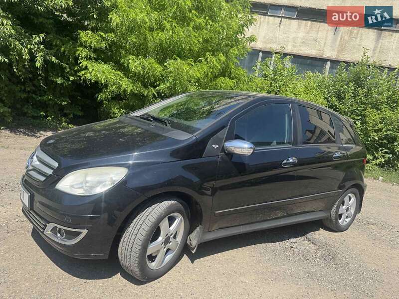 Хэтчбек Mercedes-Benz B-Class 2006 в 