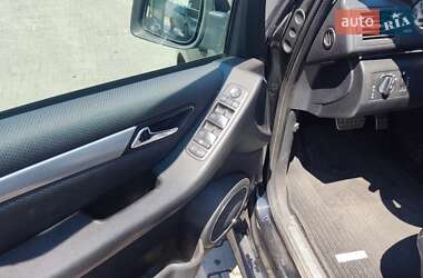 Хэтчбек Mercedes-Benz B-Class 2009 в 