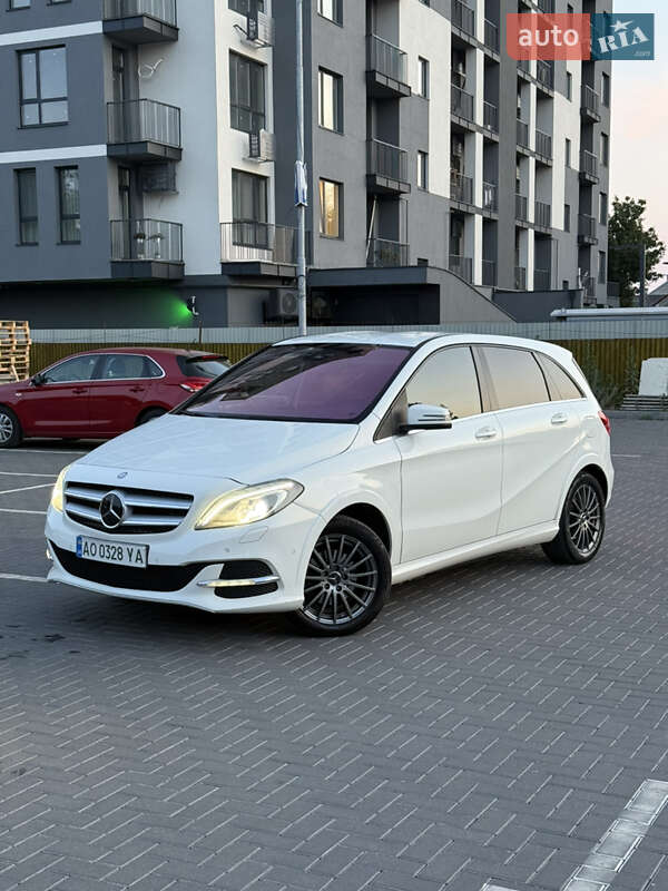 Mercedes-Benz B-Class 2014