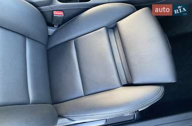 Хэтчбек Mercedes-Benz B-Class 2017 в 