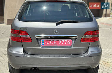 Хэтчбек Mercedes-Benz B-Class 2010 в 