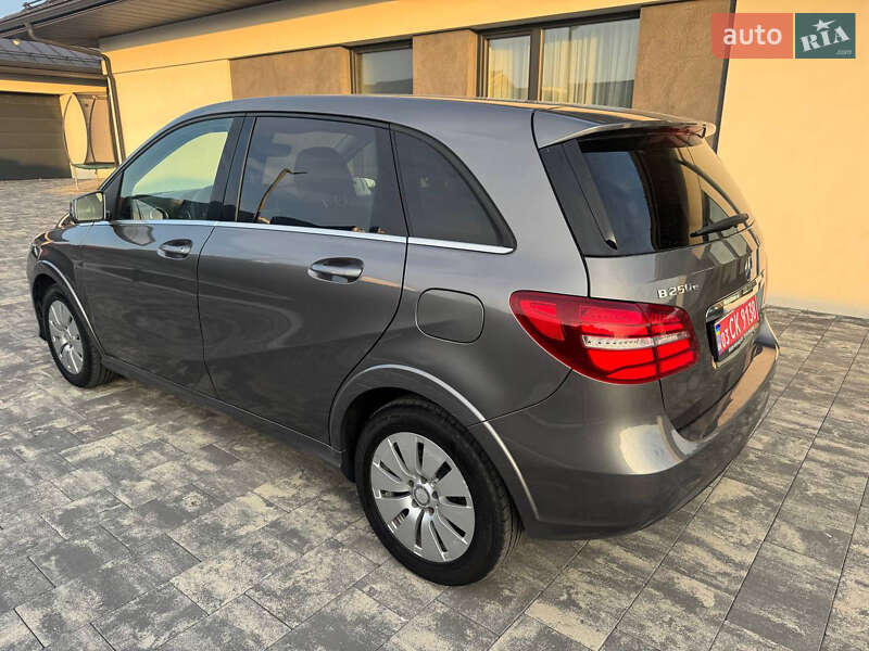 Хэтчбек Mercedes-Benz B-Class 2016 в Ковеле