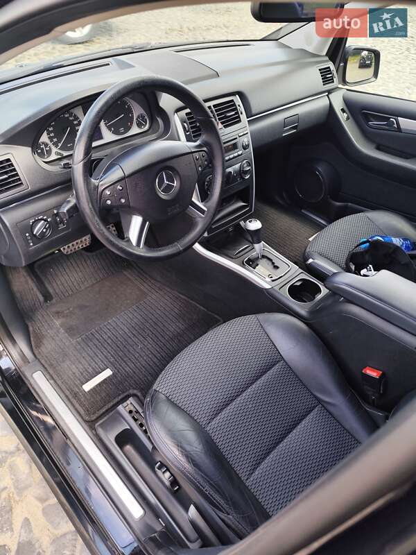 Хэтчбек Mercedes-Benz B-Class 2008 в Луцке фото 21 Хэтчбек Mercedes-Benz B-Class 2008 в Луцке