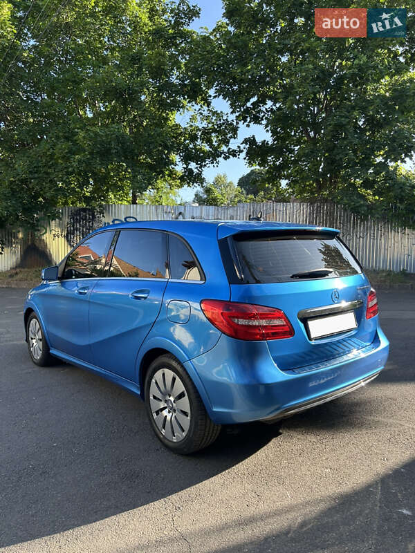 Хетчбек Mercedes-Benz B-Class 2014 в Одесі фото 17 Хетчбек Mercedes-Benz B-Class 2014 в Одесі