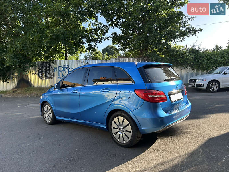 Хетчбек Mercedes-Benz B-Class 2014 в Одесі фото 18 Хетчбек Mercedes-Benz B-Class 2014 в Одесі