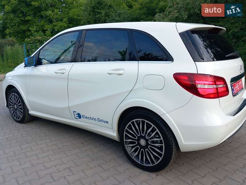 Хетчбек Mercedes-Benz B-Class 2015 в Луцьку