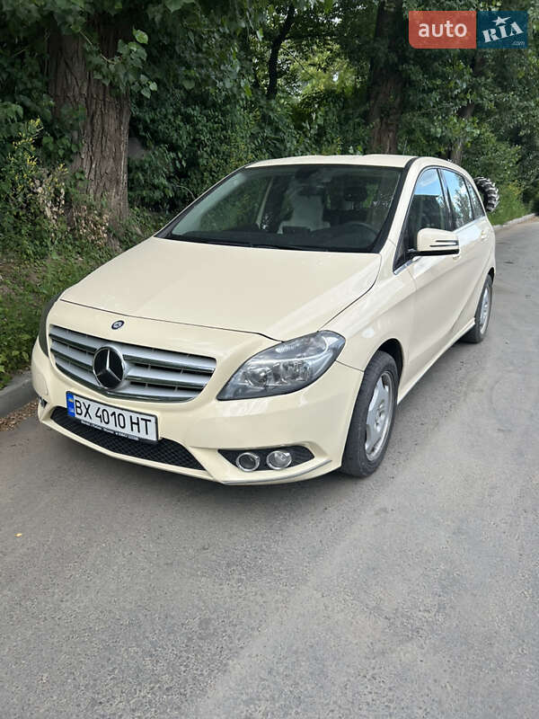 Хетчбек Mercedes-Benz B-Class 2013 в Чернівцях фото Хетчбек Mercedes-Benz B-Class 2013 в Чернівцях