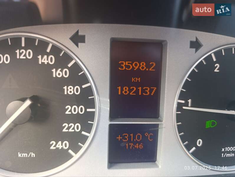 Хэтчбек Mercedes-Benz B-Class 2011 в Киеве