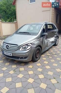 Хэтчбек Mercedes-Benz B-Class 2006 в 