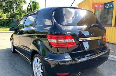 Хэтчбек Mercedes-Benz B-Class 2011 в 