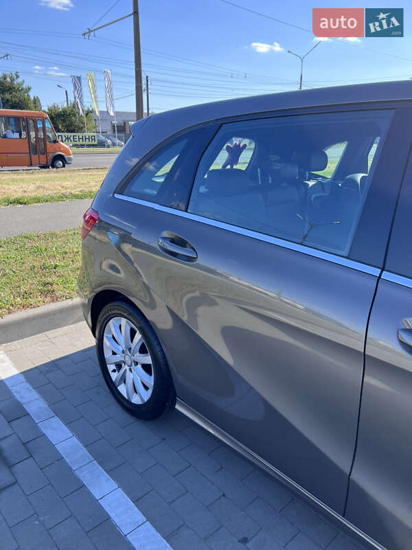 Хэтчбек Mercedes-Benz B-Class 2012 в Белой Церкви