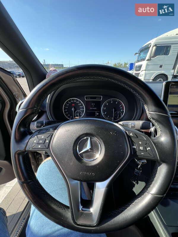 Хэтчбек Mercedes-Benz B-Class 2012 в Белой Церкви