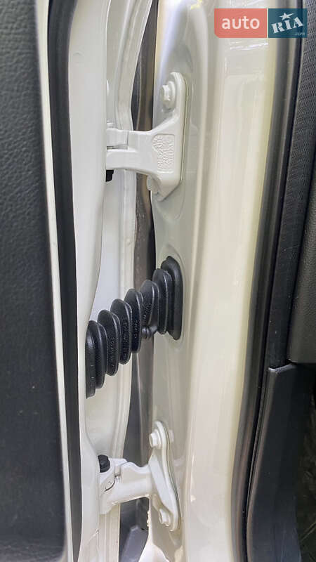 Хэтчбек Mercedes-Benz B-Class 2016 в Одессе