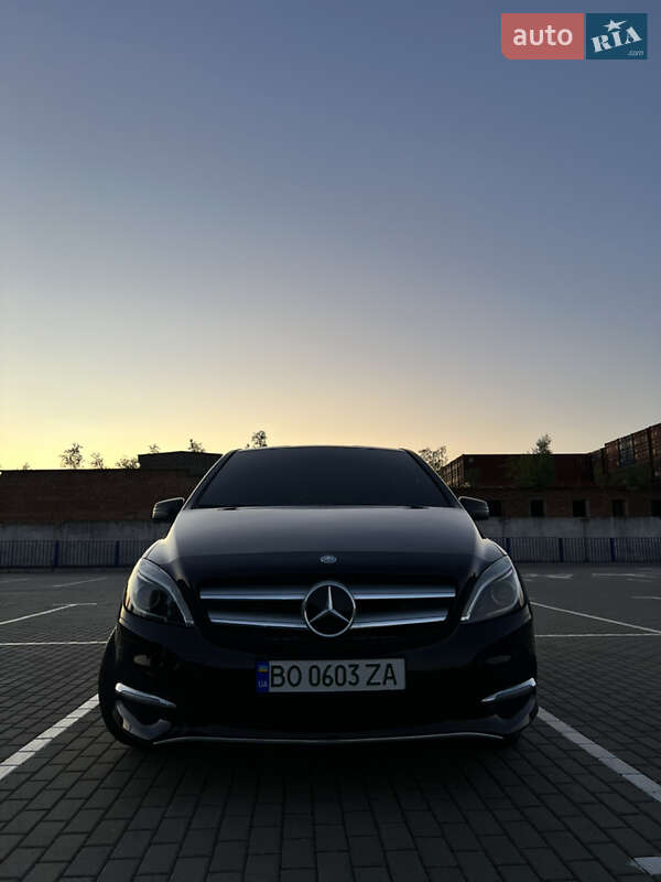 Хетчбек Mercedes-Benz B-Class 2015 в Тернополі