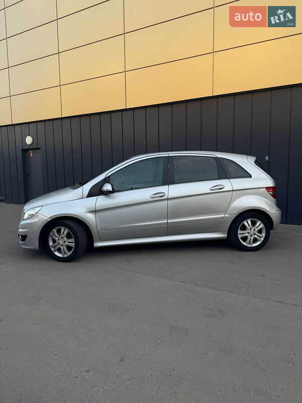 Хетчбек Mercedes-Benz B-Class 2011 в Рівному
