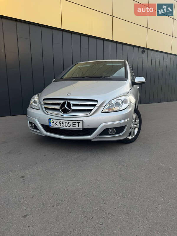 Хетчбек Mercedes-Benz B-Class 2011 в Рівному