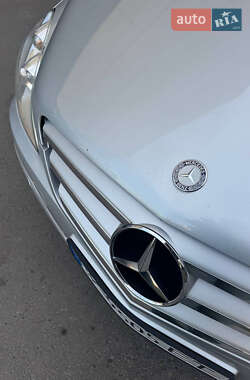 Хэтчбек Mercedes-Benz B-Class 2011 в 
