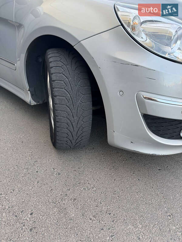 Хетчбек Mercedes-Benz B-Class 2011 в Рівному
