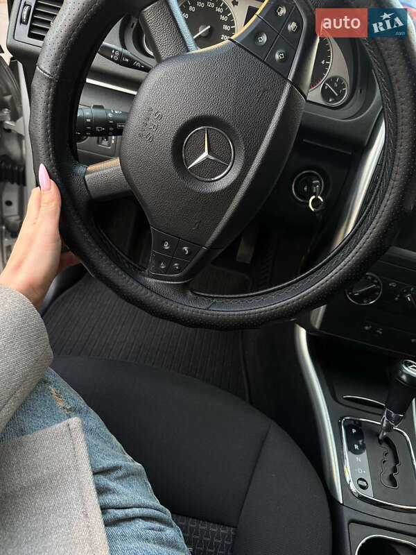 Хетчбек Mercedes-Benz B-Class 2011 в Рівному