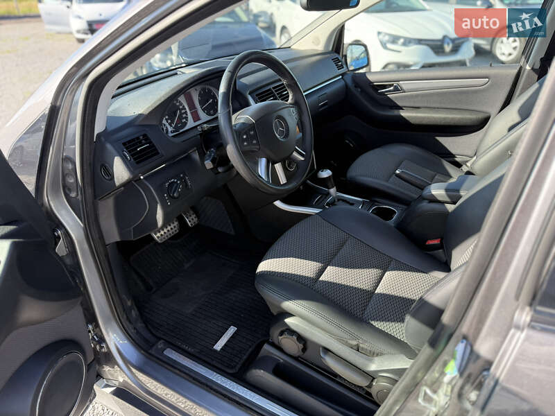 Хетчбек Mercedes-Benz B-Class 2008 в Рівному