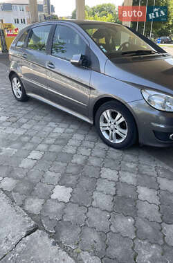 Хетчбек Mercedes-Benz B-Class 2010 в Костопілі