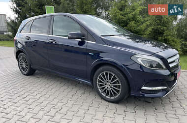 Хэтчбек Mercedes-Benz B-Class 2017 в 