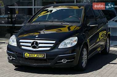 Хэтчбек Mercedes-Benz B-Class 2011 в 