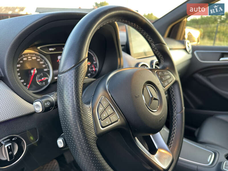Хэтчбек Mercedes-Benz B-Class 2017 в Миргороде