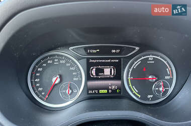 Хэтчбек Mercedes-Benz B-Class 2017 в 