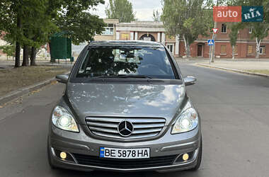 Хэтчбек Mercedes-Benz B-Class 2007 в 