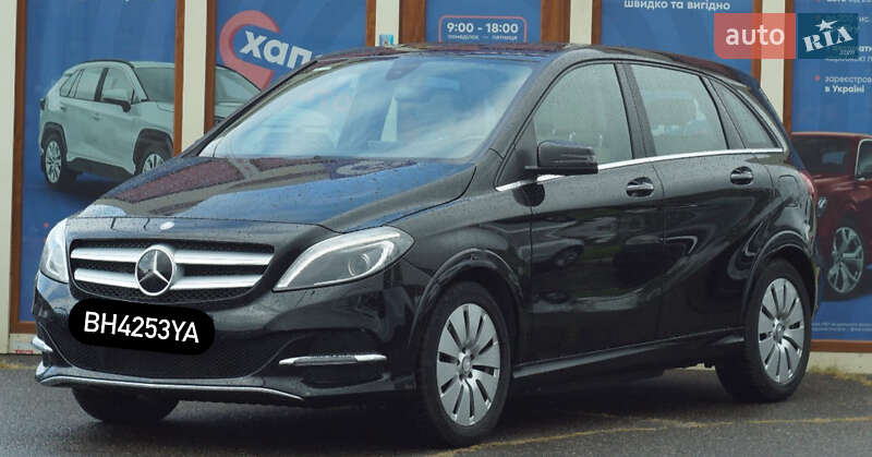 Хэтчбек Mercedes-Benz B-Class 2016 в Одессе фото 2 Хэтчбек Mercedes-Benz B-Class 2016 в Одессе