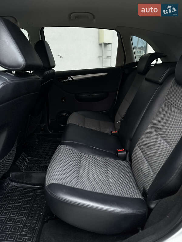 Хетчбек Mercedes-Benz B-Class 2010 в Одесі