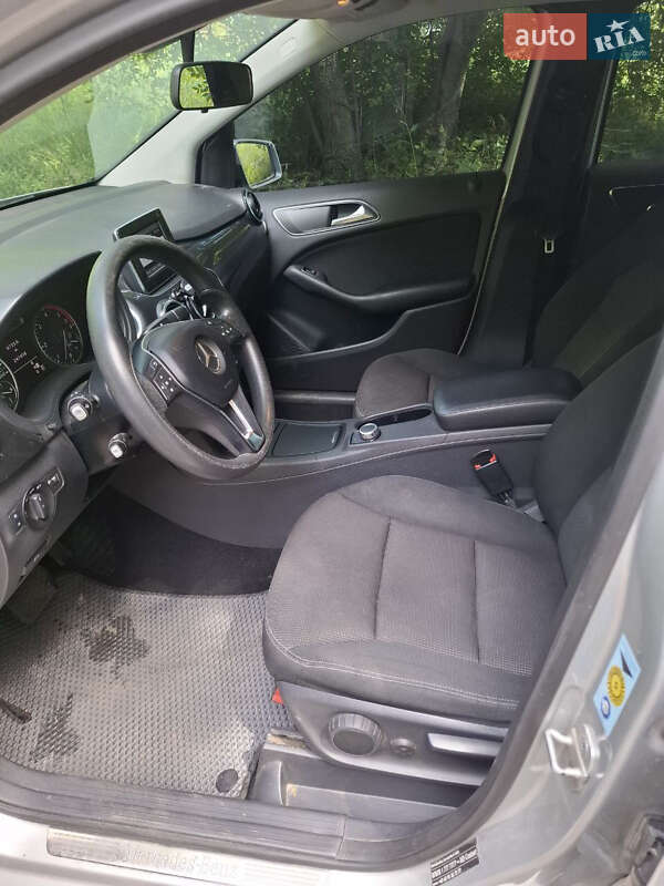 Хэтчбек Mercedes-Benz B-Class 2012 в Киеве