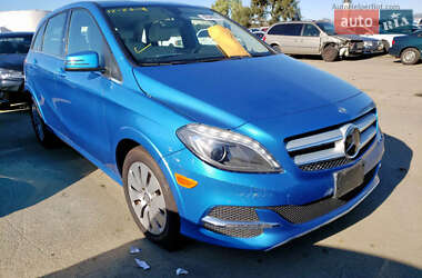 Хэтчбек Mercedes-Benz B-Class 2014 в 