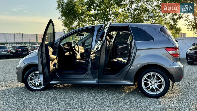 Хэтчбек Mercedes-Benz B-Class 2011 в Ивано-Франковске
