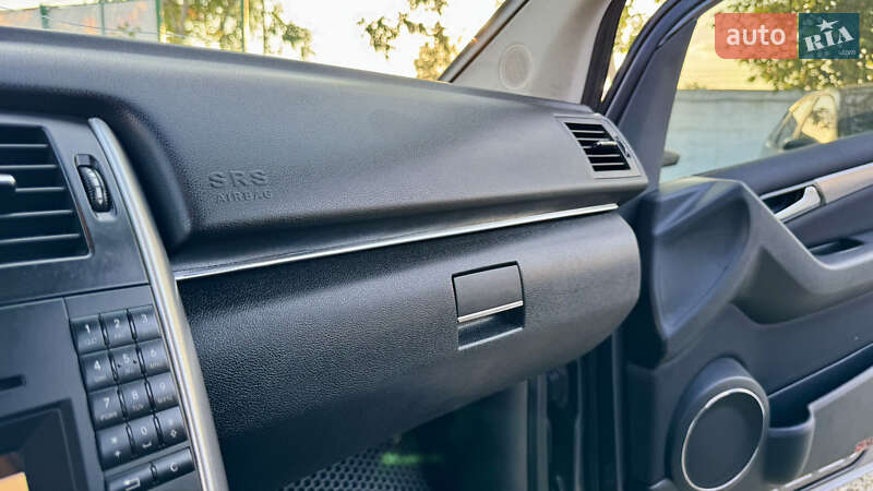 Хэтчбек Mercedes-Benz B-Class 2011 в Ивано-Франковске