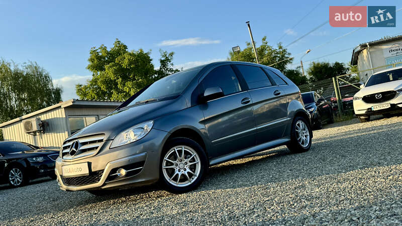 Хэтчбек Mercedes-Benz B-Class 2011 в Ивано-Франковске