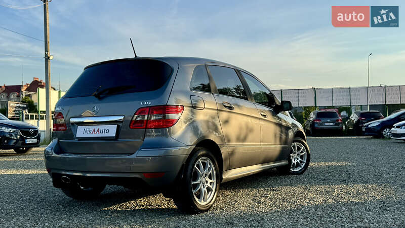 Хэтчбек Mercedes-Benz B-Class 2011 в Ивано-Франковске