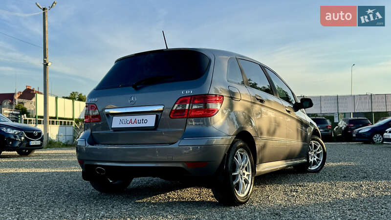 Хэтчбек Mercedes-Benz B-Class 2011 в Ивано-Франковске