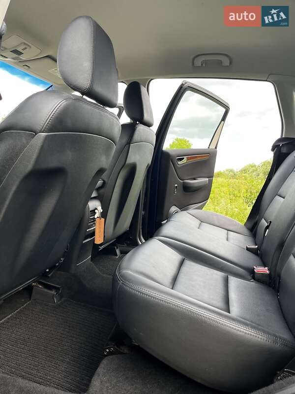 Хетчбек Mercedes-Benz B-Class 2006 в Рівному