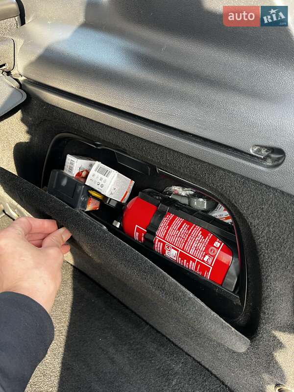 Хетчбек Mercedes-Benz B-Class 2006 в Рівному