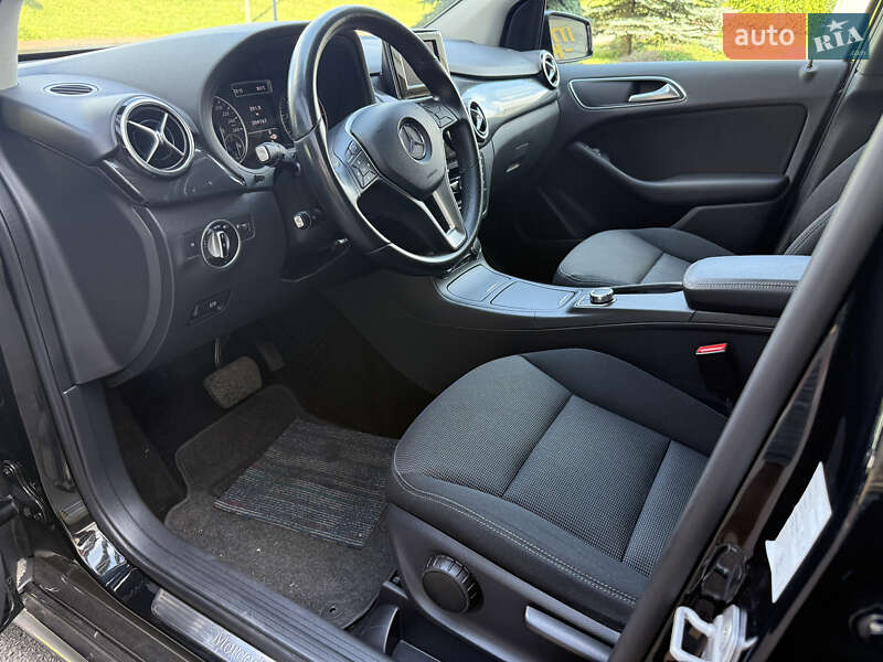 Хэтчбек Mercedes-Benz B-Class 2012 в Киеве